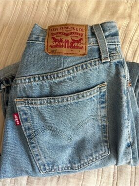 Levi's 501 Light Blue Denim Jeans